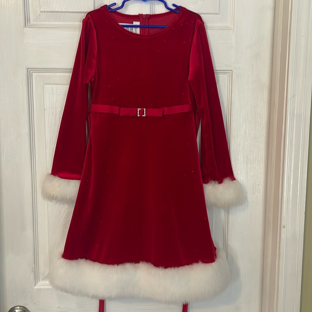 Girls Christmas/Mrs. Claus dress. Size 8